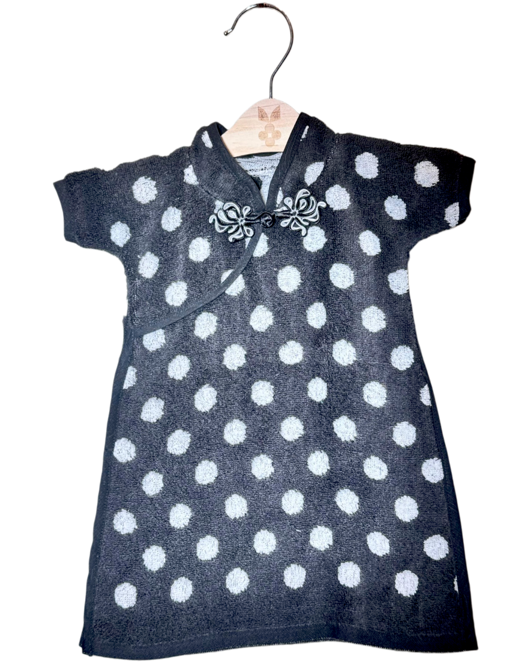 Cheongsam Towel - Classic White & Black Dot