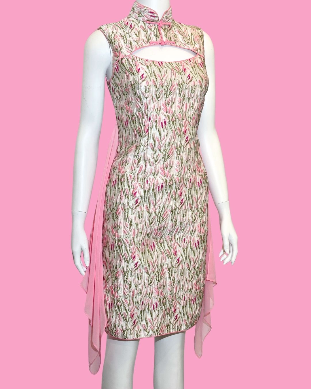 Jacquard Floral w/ Cutout Cheongsam
