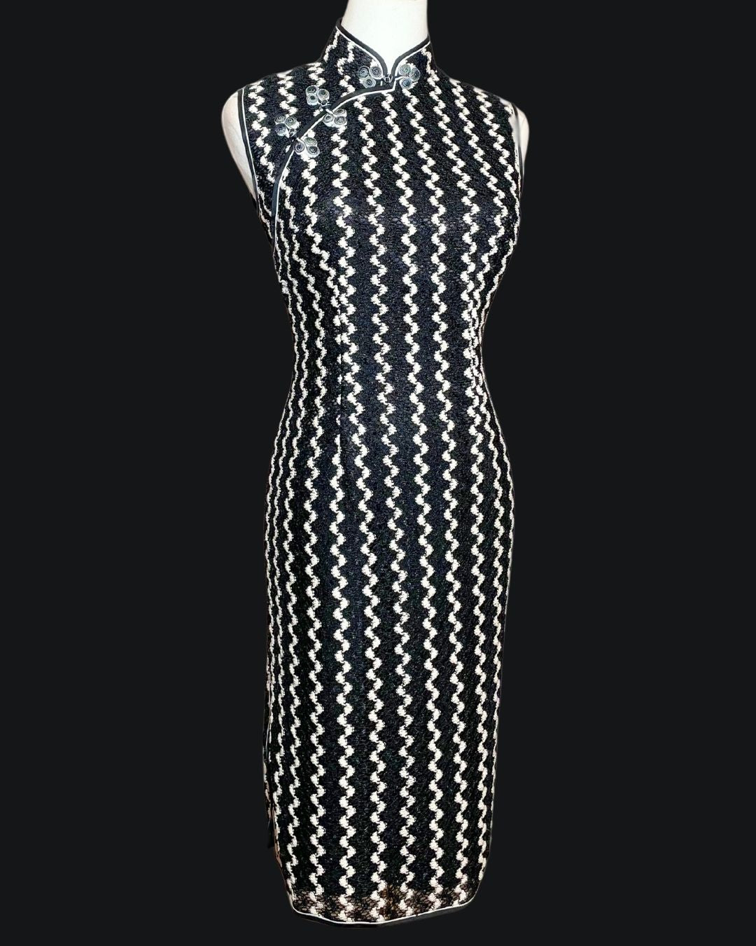 Black and White Wave-Line Cheongsam