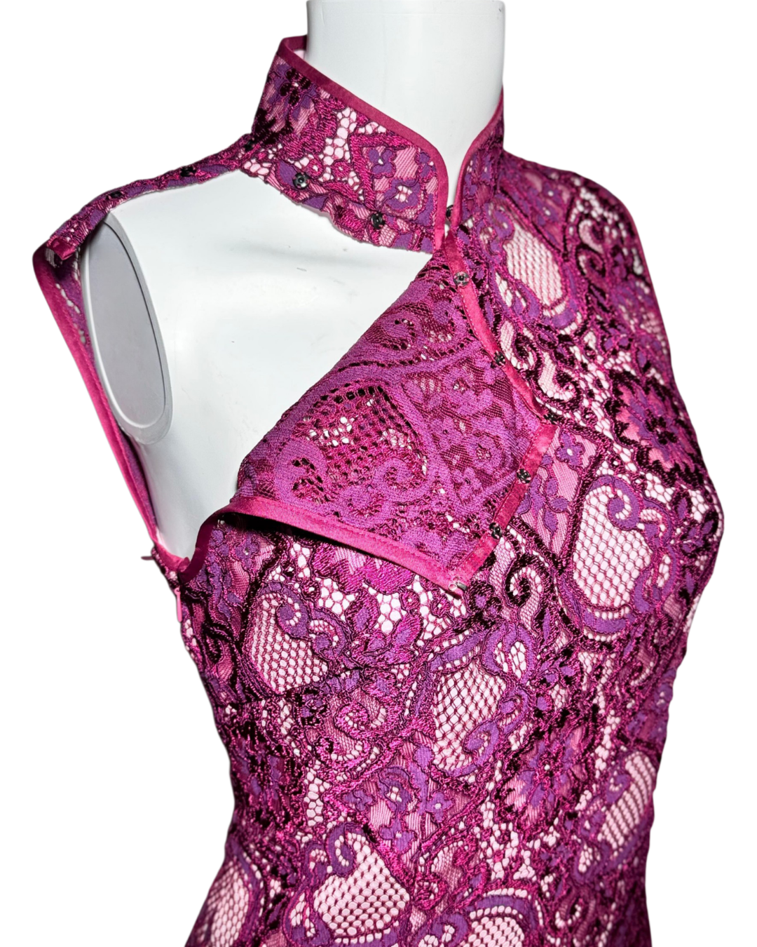 Magenta Floral Lace Sleeveless Cheongsam