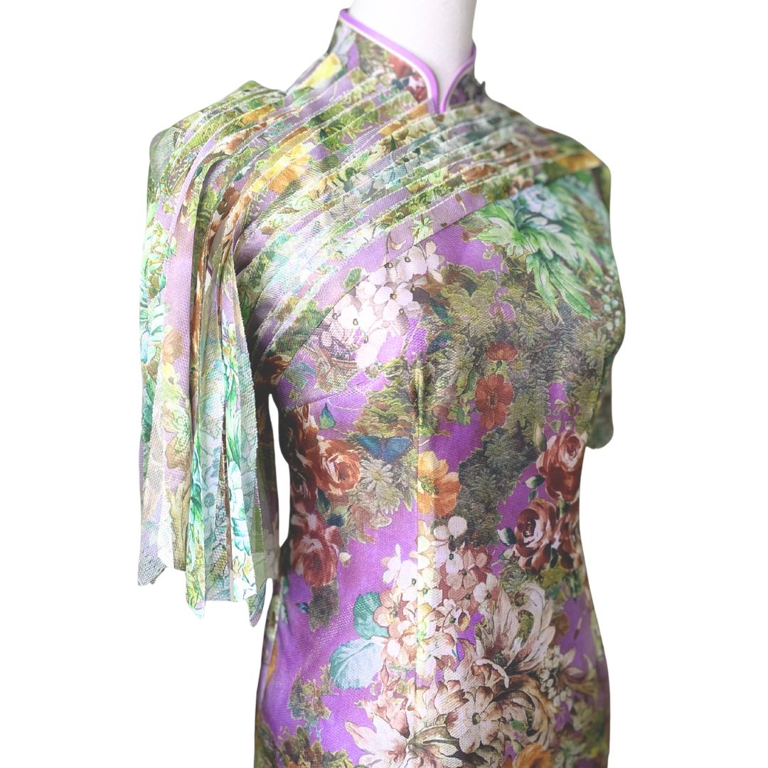 Light Green w/ Striped Fringes Cheongsam