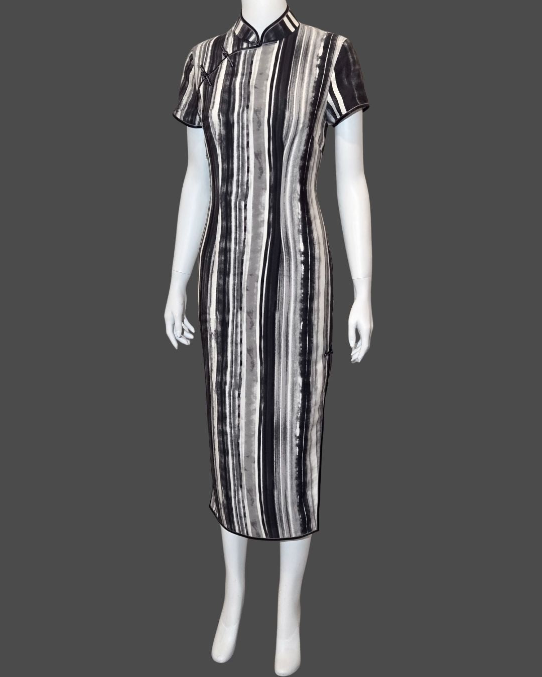 Black & White Liquid Strip Cheongsam