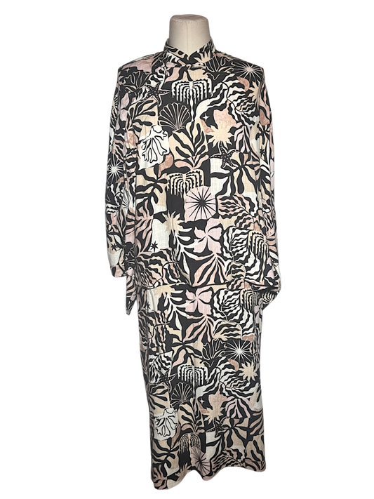 Printed Cape-Sleeve Modern Cheongsam Set