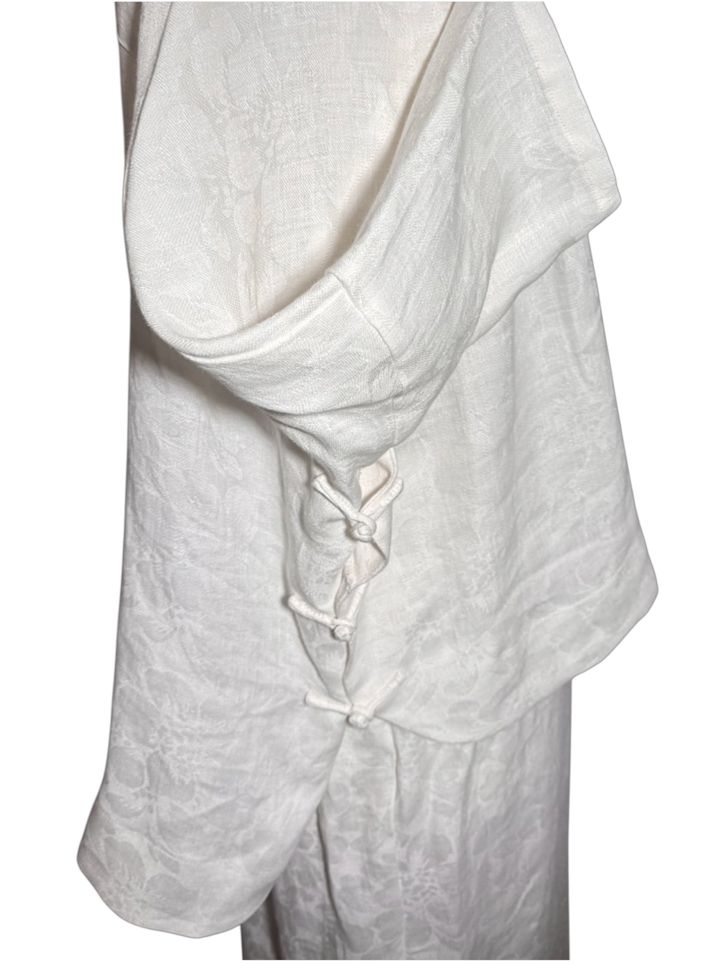 Off White Cape-Sleeve Jacquard Cheongsam Set