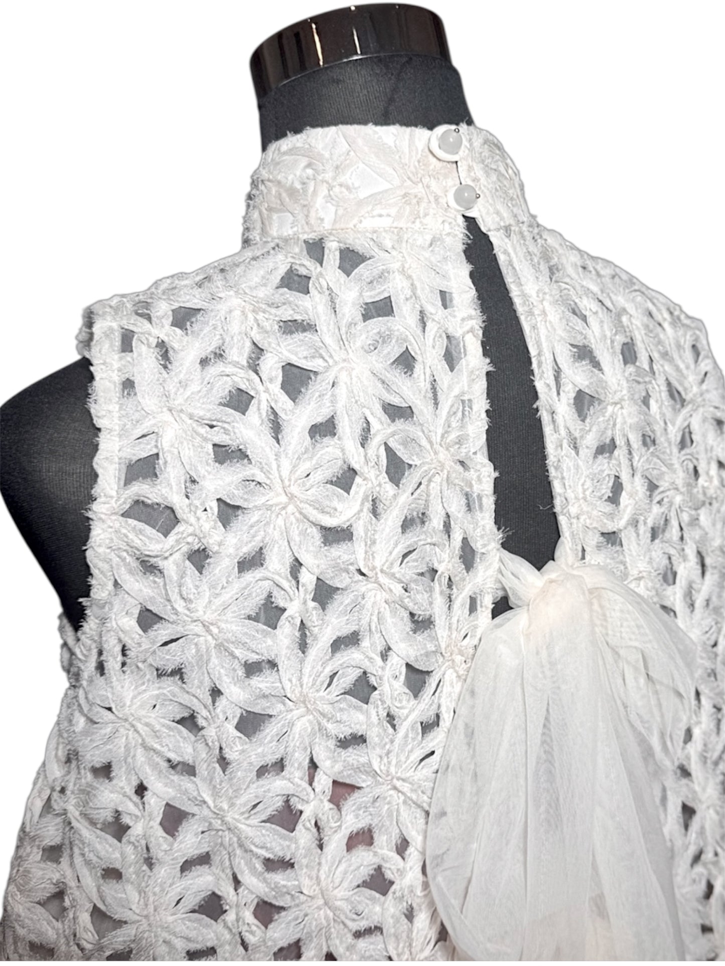 Lace Capelet & Red Jacquard Cheongsam Dress Set