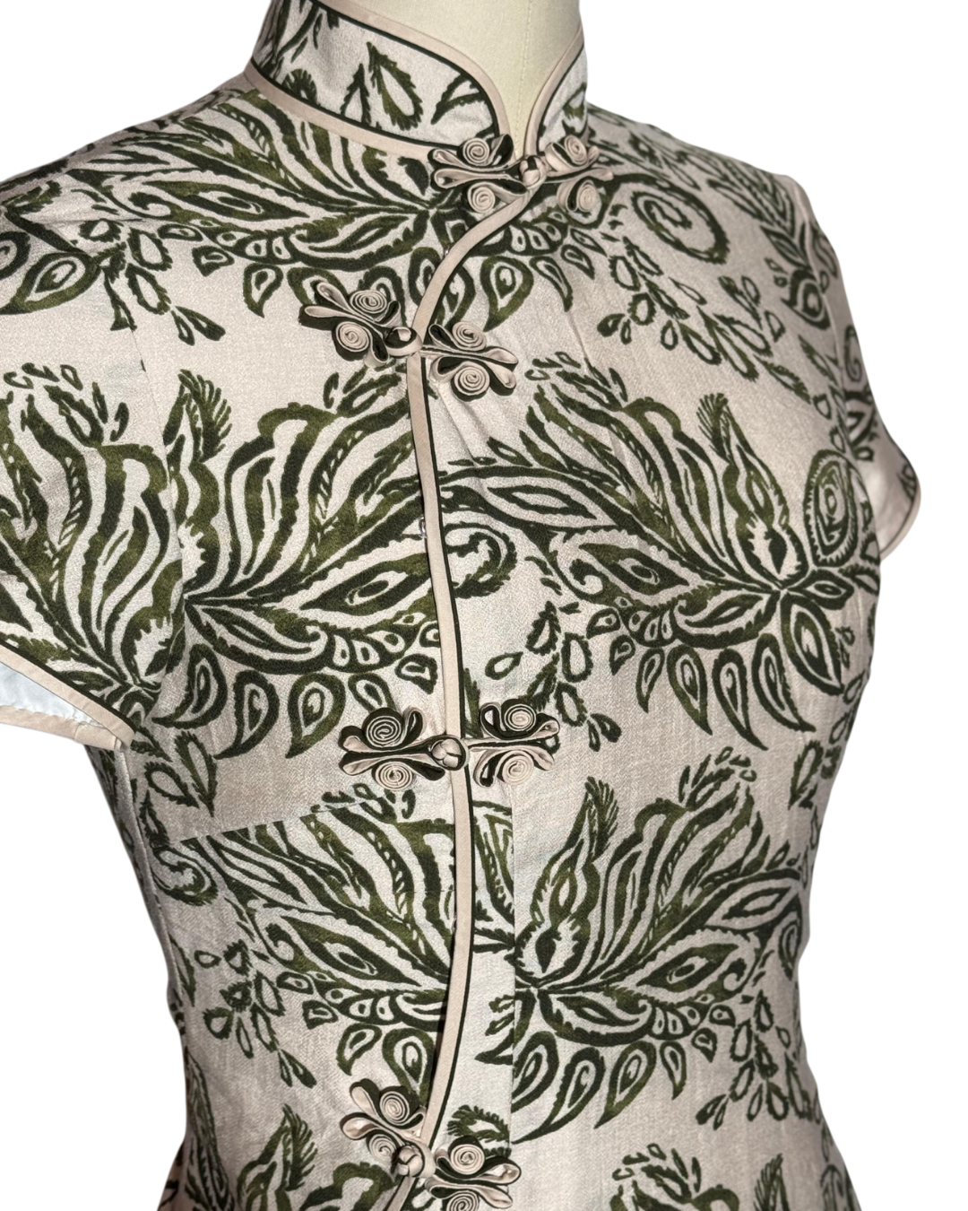 Beige Green Paisley Print Cap Sleeve Cheongsam